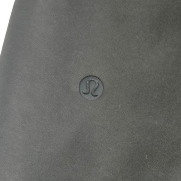 Lululemon Athletica Olive Green On The Fly 7/8 Women's Pants - Picture 8 of 10